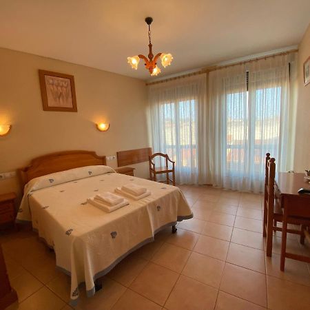 Hostal Jose Mari Сьюдад-Родриго Экстерьер фото